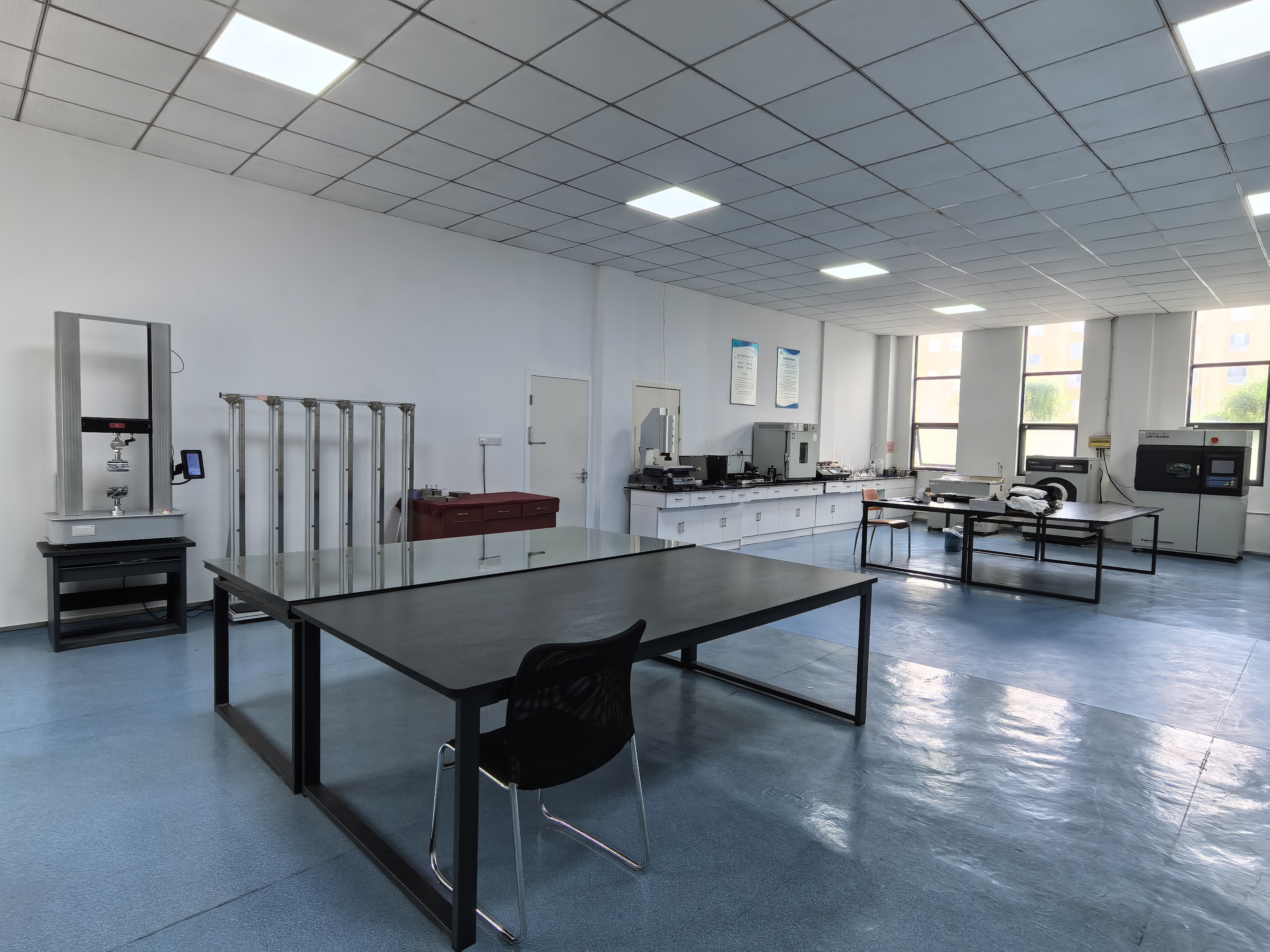 Tensile Testing & Equipment Room